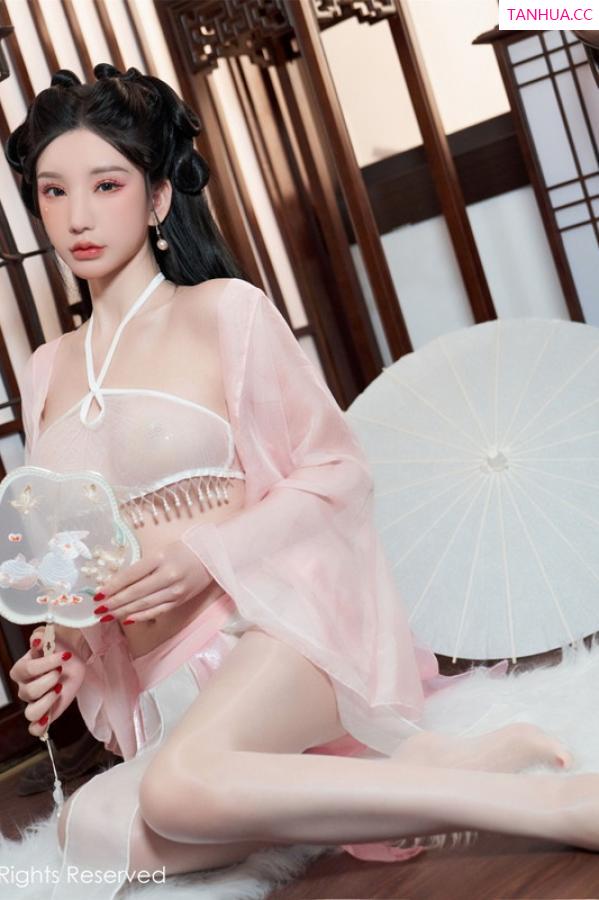 周于希dummy  [XiuRen]高清写真图 2023.02.03 No.6217 周于希Sally 古装美臀第9张图片